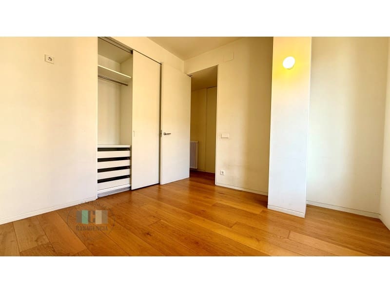 4 chambre Appartement à vendre à Castello de la Plana avec garage - 305 000 € (Ref: 9434728)