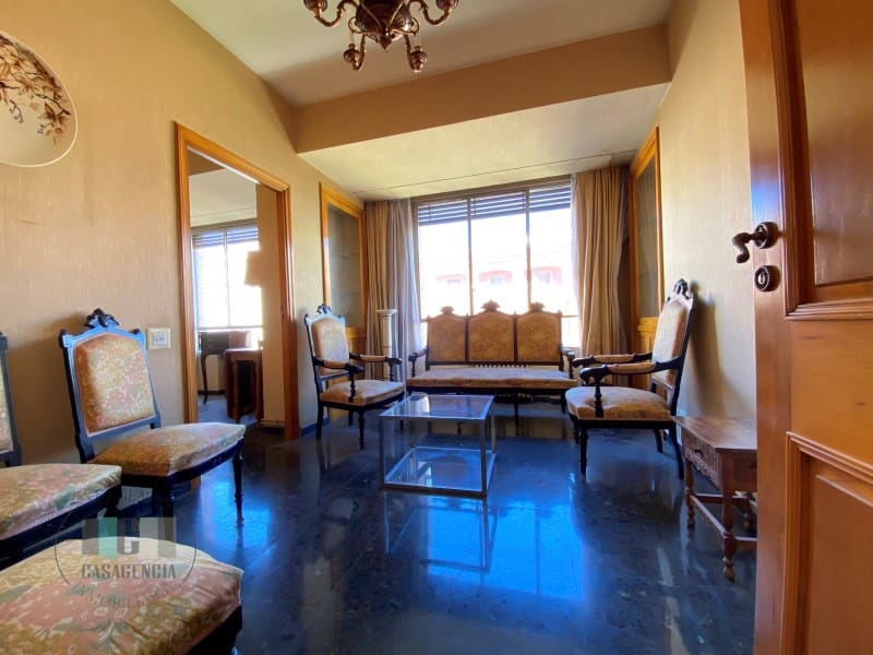 4 sovrum Lägenhet till salu i Castello de la Plana med garage - 385 000 € (Ref: 9434730)