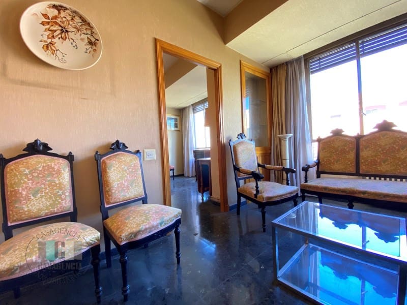 4 sovrum Lägenhet till salu i Castello de la Plana med garage - 385 000 € (Ref: 9434730)