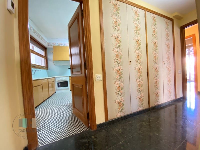 4 sovrum Lägenhet till salu i Castello de la Plana med garage - 385 000 € (Ref: 9434730)