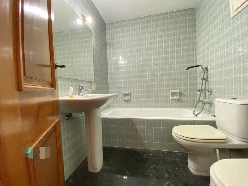 4 sovrum Lägenhet till salu i Castello de la Plana med garage - 385 000 € (Ref: 9434730)