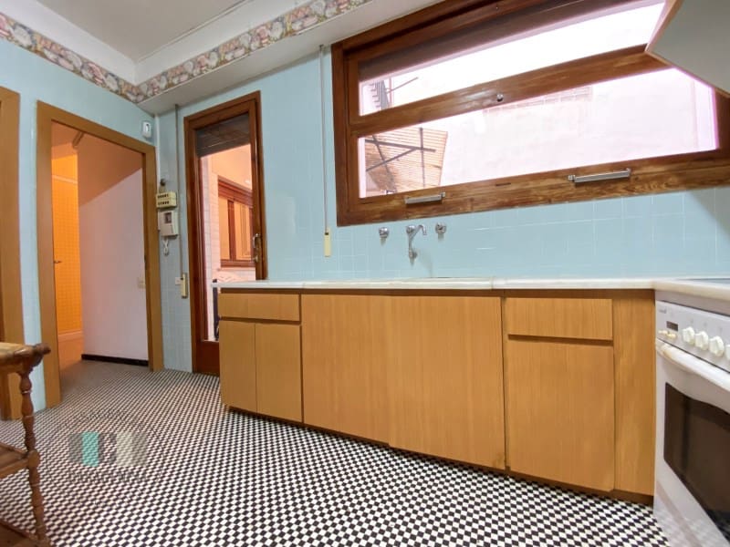 4 sovrum Lägenhet till salu i Castello de la Plana med garage - 385 000 € (Ref: 9434730)