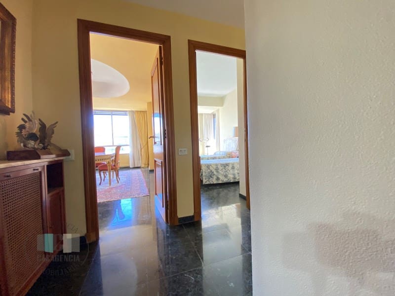 4 sovrum Lägenhet till salu i Castello de la Plana med garage - 385 000 € (Ref: 9434730)