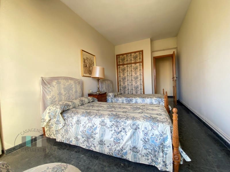 4 sovrum Lägenhet till salu i Castello de la Plana med garage - 385 000 € (Ref: 9434730)