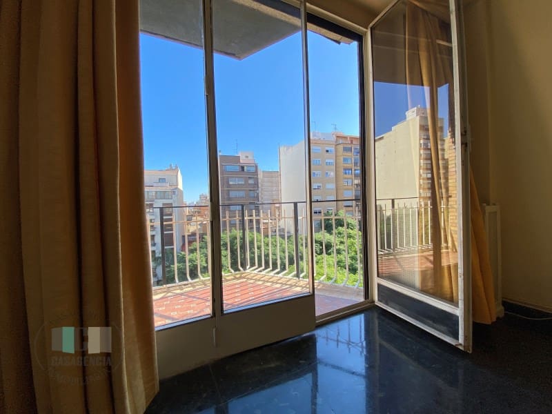 4 sovrum Lägenhet till salu i Castello de la Plana med garage - 385 000 € (Ref: 9434730)