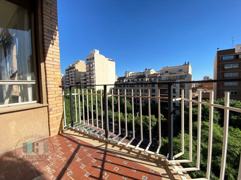 4 sovrum Lägenhet till salu i Castello de la Plana med garage - 385 000 € (Ref: 9434730)