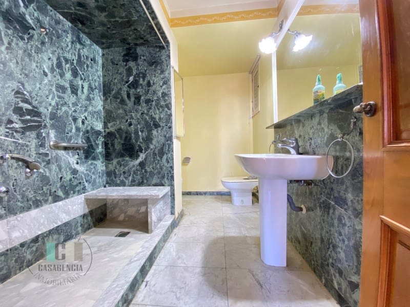 4 sovrum Lägenhet till salu i Castello de la Plana med garage - 385 000 € (Ref: 9434730)