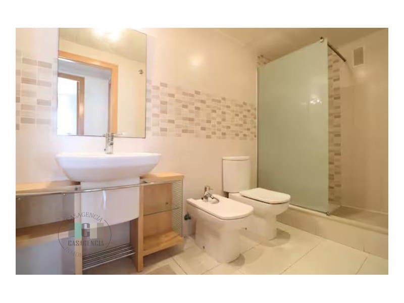 2 chambre Appartement à vendre à Castello de la Plana avec garage - 240 000 € (Ref: 9434732)