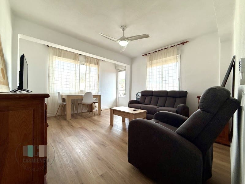 4 slaapkamer Flat te huur in Benicassim - € 1.000 (Ref: 9446670)