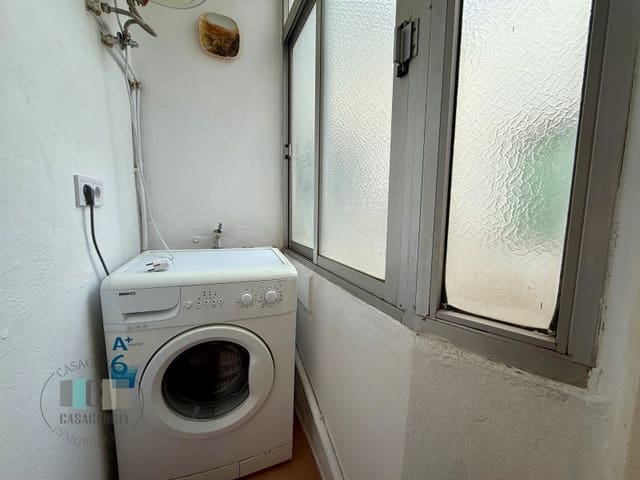 4 slaapkamer Flat te huur in Benicàssim - € 1.000 (Ref: 9446670)