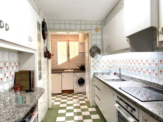 3 sovrum Lägenhet till salu i Benicàssim med pool garage - 380 000 € (Ref: 9449181)