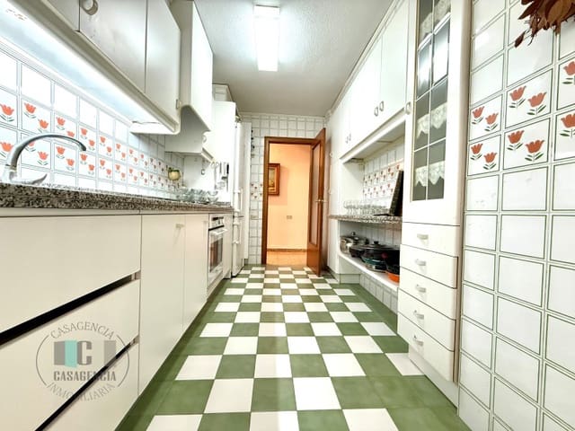 3 sovrum Lägenhet till salu i Benicàssim med pool garage - 380 000 € (Ref: 9449181)