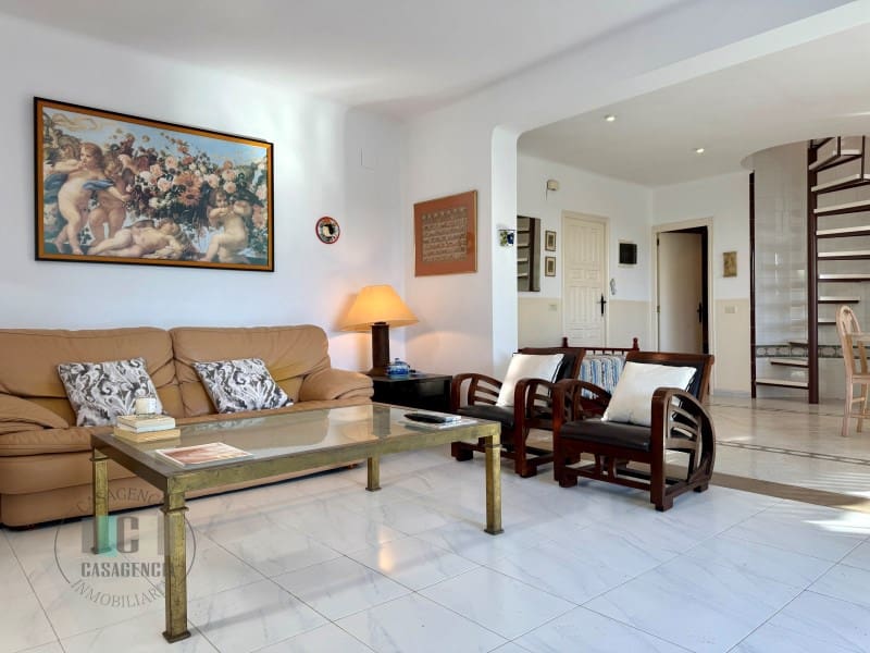 4 slaapkamer Flat te koop in Castello de la Plana met garage - € 270.000 (Ref: 9452127)