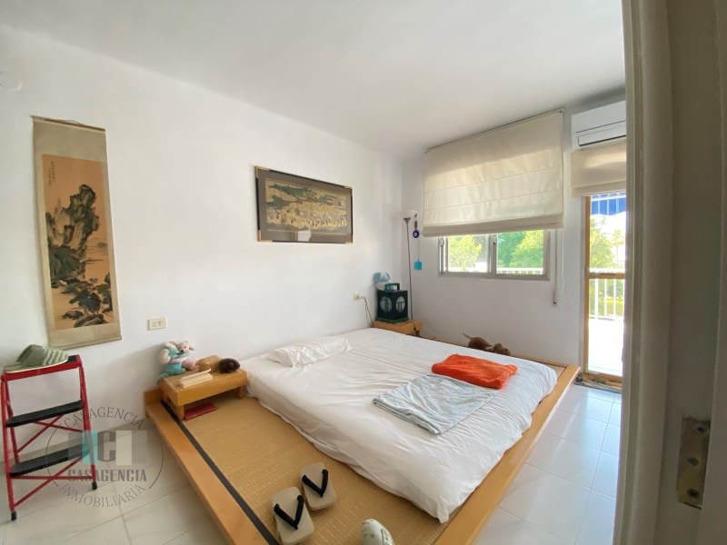 4 slaapkamer Flat te koop in Castello de la Plana met garage - € 270.000 (Ref: 9452127)