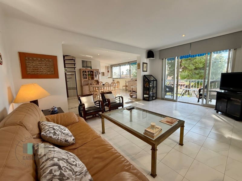 4 slaapkamer Flat te koop in Castello de la Plana met garage - € 270.000 (Ref: 9452127)