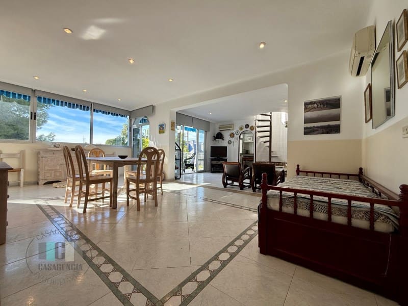 4 slaapkamer Flat te koop in Castello de la Plana met garage - € 270.000 (Ref: 9452127)