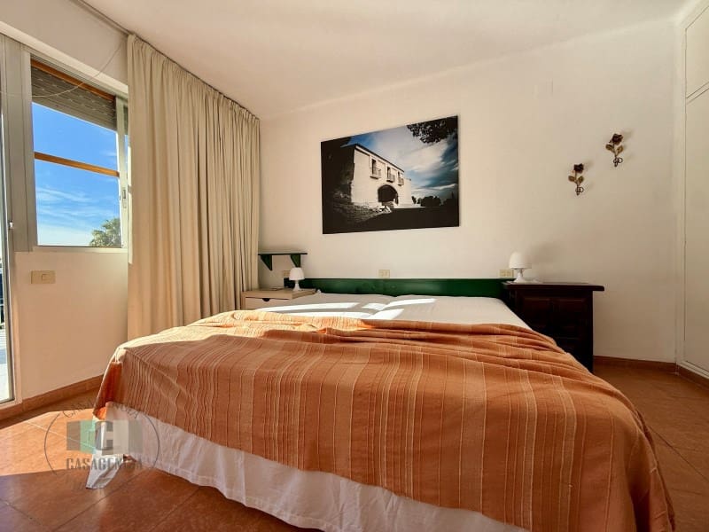 4 slaapkamer Flat te koop in Castello de la Plana met garage - € 270.000 (Ref: 9452127)