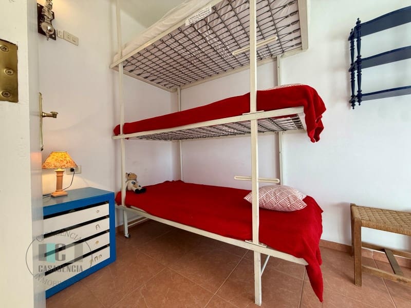 4 slaapkamer Flat te koop in Castello de la Plana met garage - € 270.000 (Ref: 9452127)