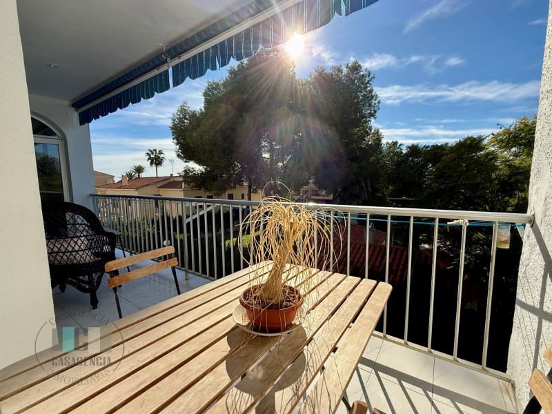 4 slaapkamer Flat te koop in Castello de la Plana met garage - € 270.000 (Ref: 9452127)