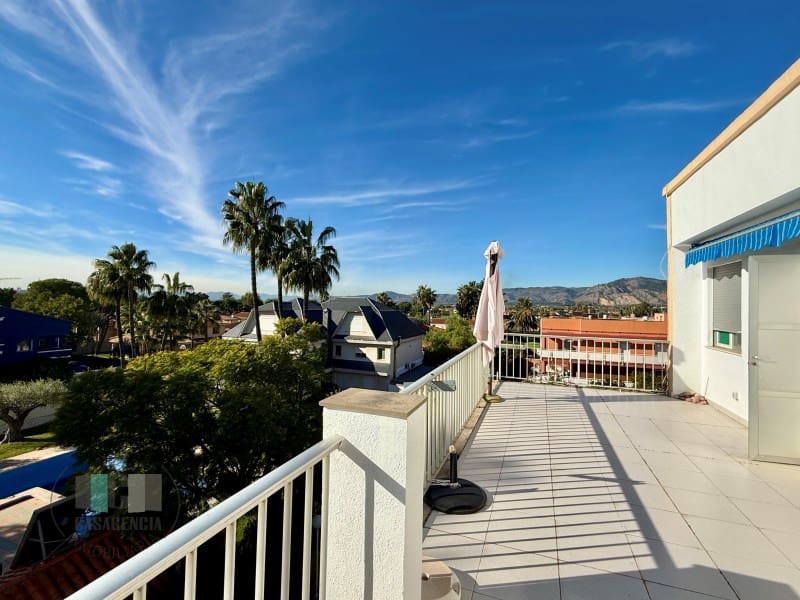 4 slaapkamer Flat te koop in Castello de la Plana met garage - € 270.000 (Ref: 9452127)