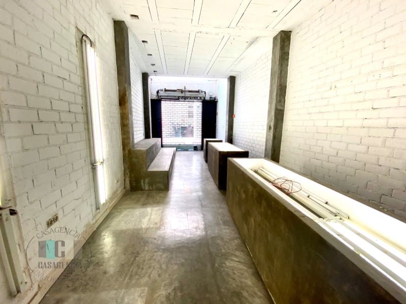 Commercial for rent in Castello de la Plana - € 1,500 (Ref: 9462086)