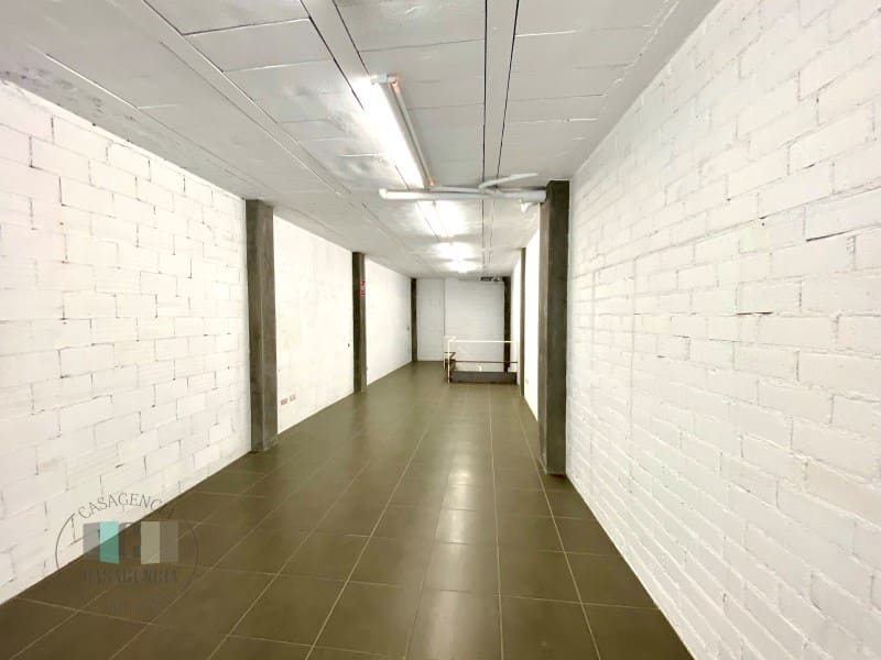 Commercial for rent in Castello de la Plana - € 1,500 (Ref: 9462086)