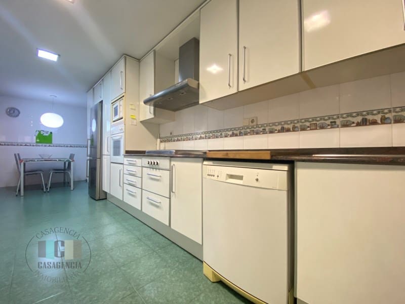 3 makuuhuone Asunto myytävänä paikassa Castello de la Plana - 246 000 € (Ref: 9473151)