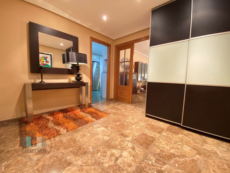 3 makuuhuone Asunto myytävänä paikassa Castello de la Plana - 246 000 € (Ref: 9473151)