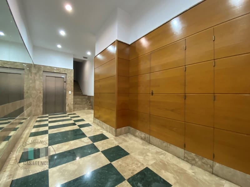 3 makuuhuone Asunto myytävänä paikassa Castello de la Plana - 246 000 € (Ref: 9473151)