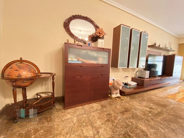 3 makuuhuone Asunto myytävänä paikassa Centro, Castelló de la Plana - 246 000 € (Ref: 9473151)