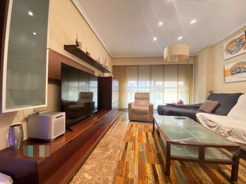 3 makuuhuone Asunto myytävänä paikassa Castello de la Plana - 246 000 € (Ref: 9473151)