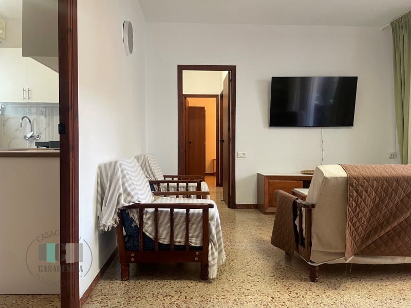 3 bedroom Flat for sale in Oropesa  - € 115,000 (Ref: 9476110)