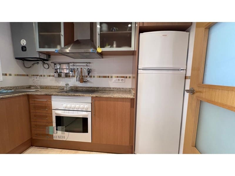 2 slaapkamer Appartement te huur in Cabanes met garage - € 600 (Ref: 9491449)