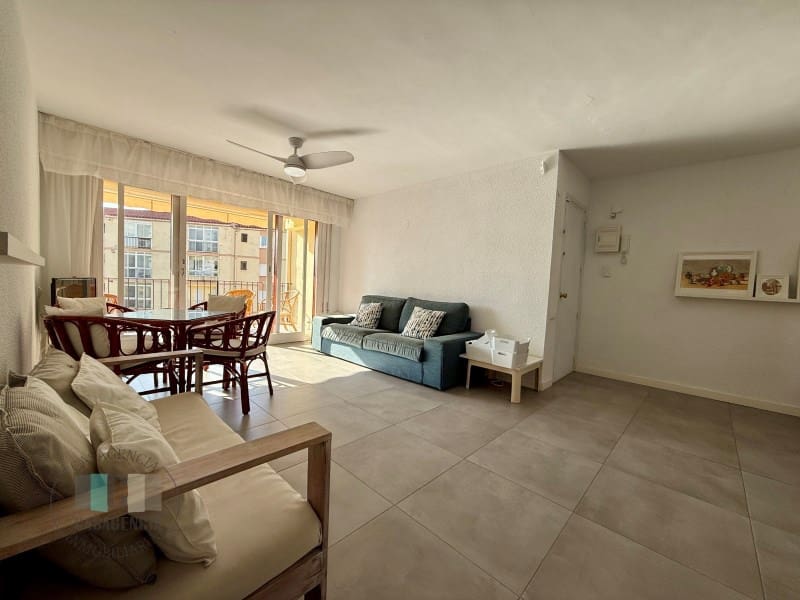 3 bedroom Apartment for rent in Benicassim with garage - € 875 (Ref: 9494620)