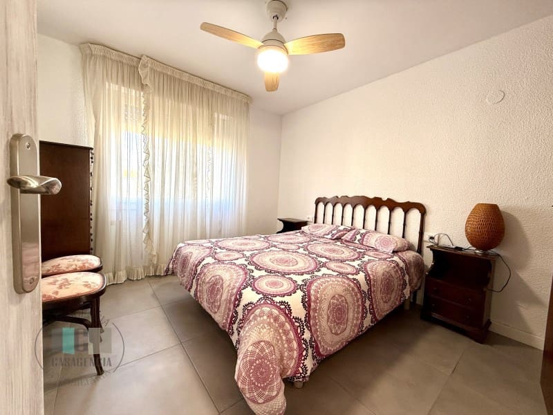 3 bedroom Apartment for rent in Benicassim with garage - € 875 (Ref: 9494620)