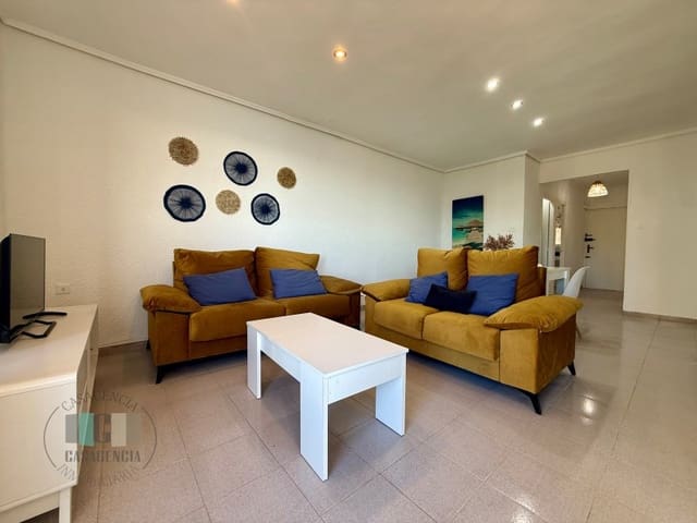 3 bedroom Apartment for rent in Benicàssim - € 850 (Ref: 9502368)