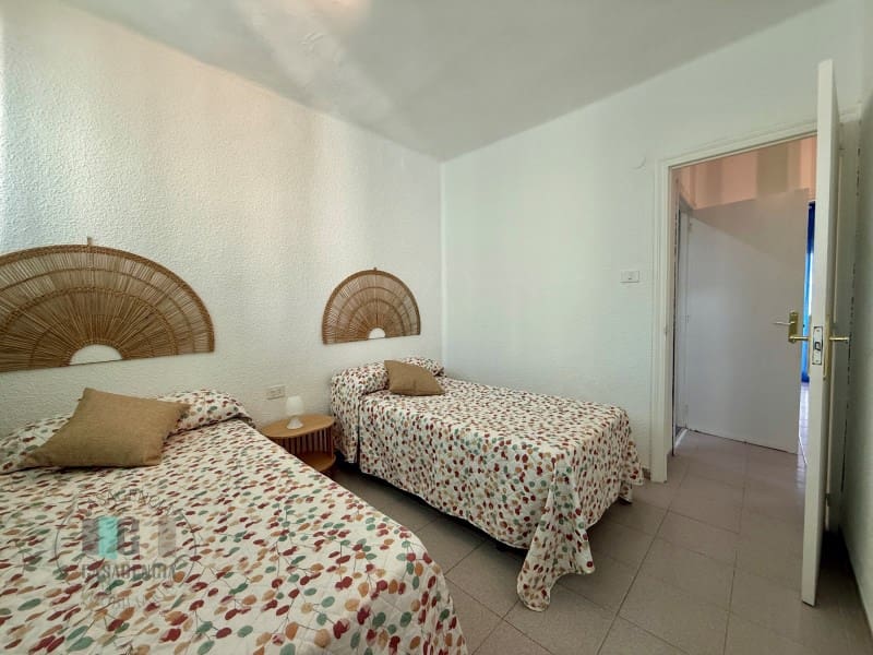 3 bedroom Apartment for rent in Benicassim - € 850 (Ref: 9502368)