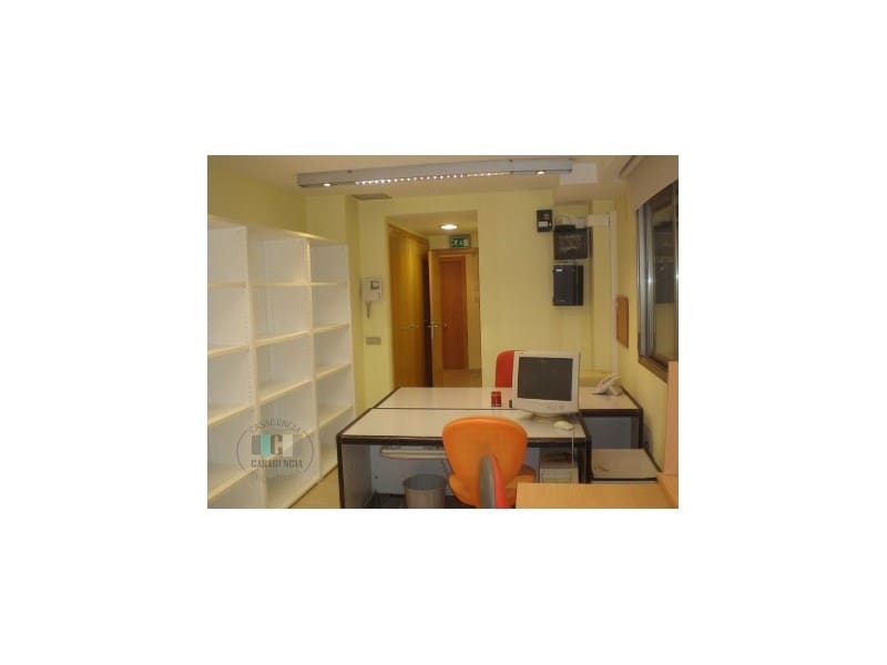 Office for rent in Castello de la Plana - € 180 (Ref: 9502674)