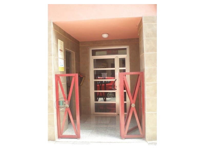 Office for rent in Castello de la Plana - € 180 (Ref: 9502674)