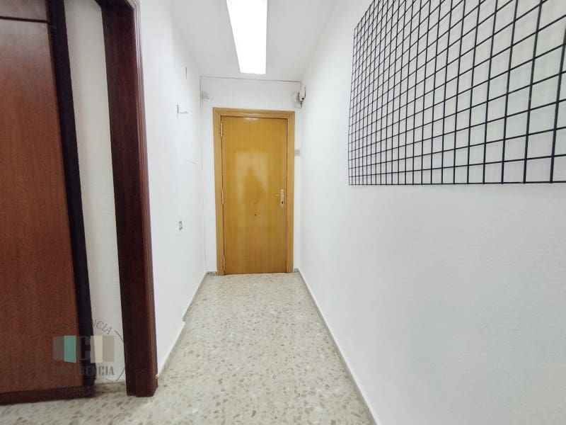 Kontor till salu i Castello de la Plana - 50 000 € (Ref: 9504664)