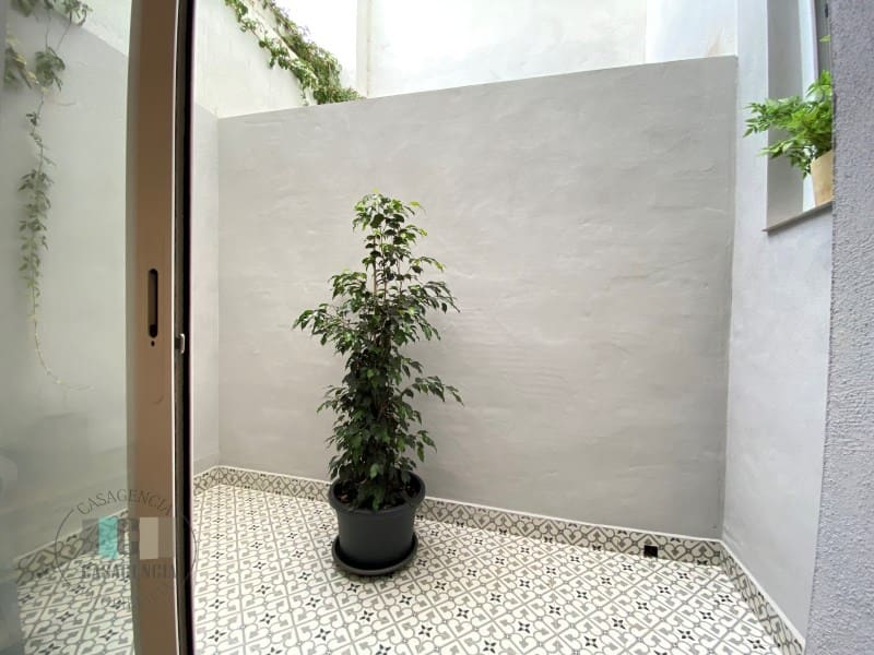 2 bedroom Flat for sale in Castello de la Plana - € 149,000 (Ref: 9509382)