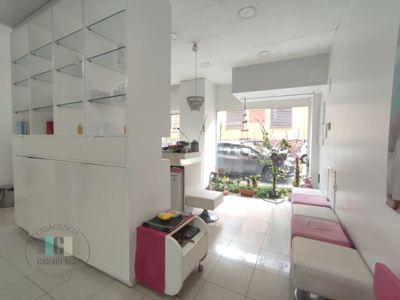 Gewerbe zu verkaufen in Castello de la Plana - 200.000 € (Ref: 9519004)