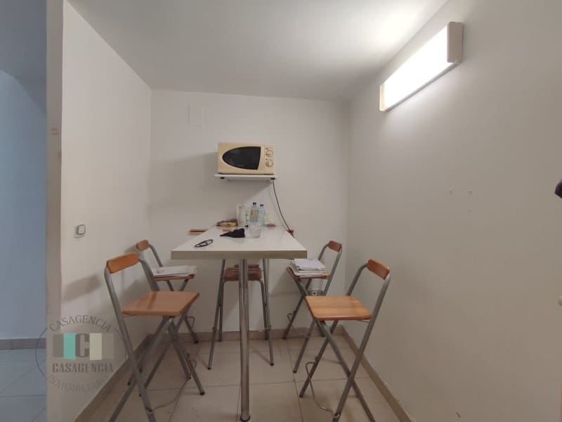 Gewerbe zu verkaufen in Castello de la Plana - 200.000 € (Ref: 9519004)