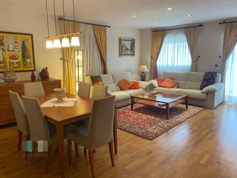 4 bedroom Flat for rent in Castello de la Plana with garage - € 1,200 (Ref: 9531990)