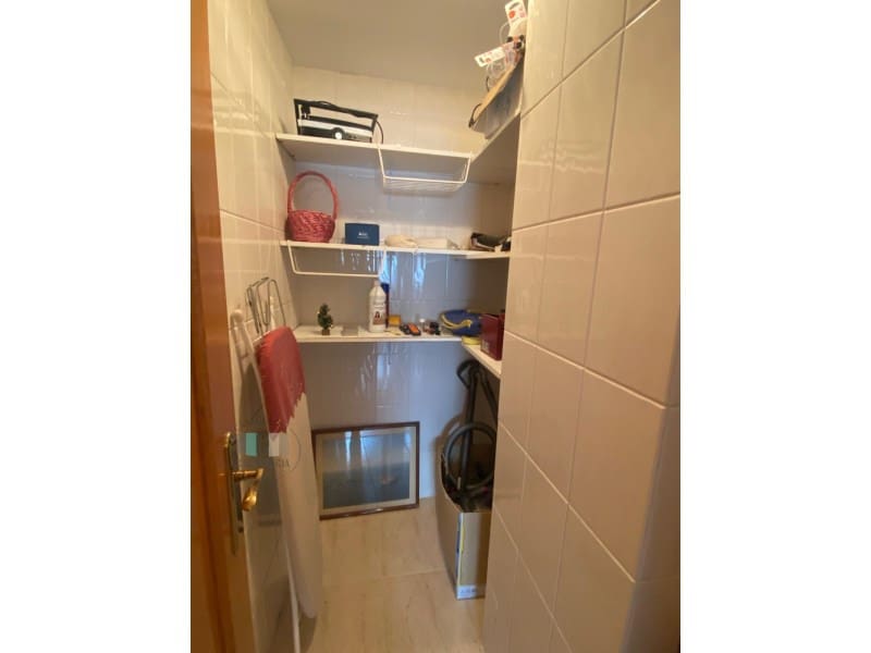 4 bedroom Flat for rent in Castello de la Plana with garage - € 1,200 (Ref: 9531990)