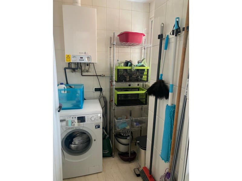 4 bedroom Flat for rent in Castello de la Plana with garage - € 1,200 (Ref: 9531990)