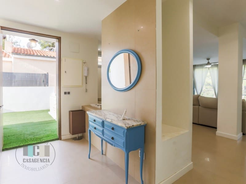 6 slaapkamer Halfvrijstaande villa te huur in Benicassim met zwembad - € 2.900 (Ref: 9565243)