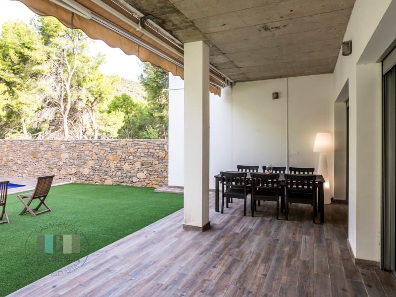 6 slaapkamer Halfvrijstaande villa te huur in Benicassim met zwembad - € 2.900 (Ref: 9565243)