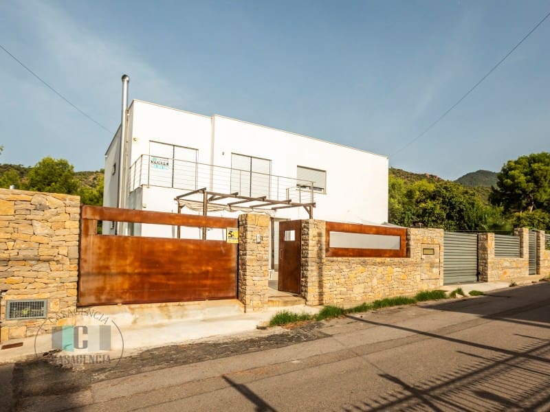 6 slaapkamer Halfvrijstaande villa te huur in Benicassim met zwembad - € 2.900 (Ref: 9565243)