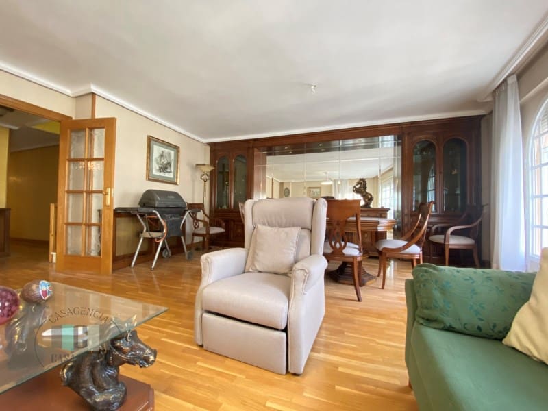 4 camera da letto Appartamento in vendita in Castello de la Plana con garage - 300.000 € (Rif: 9574863)